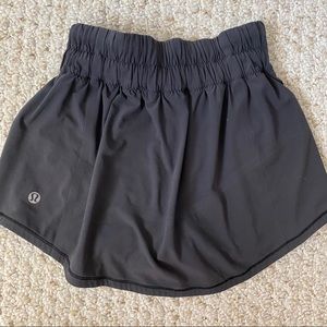 Black lululemon skort